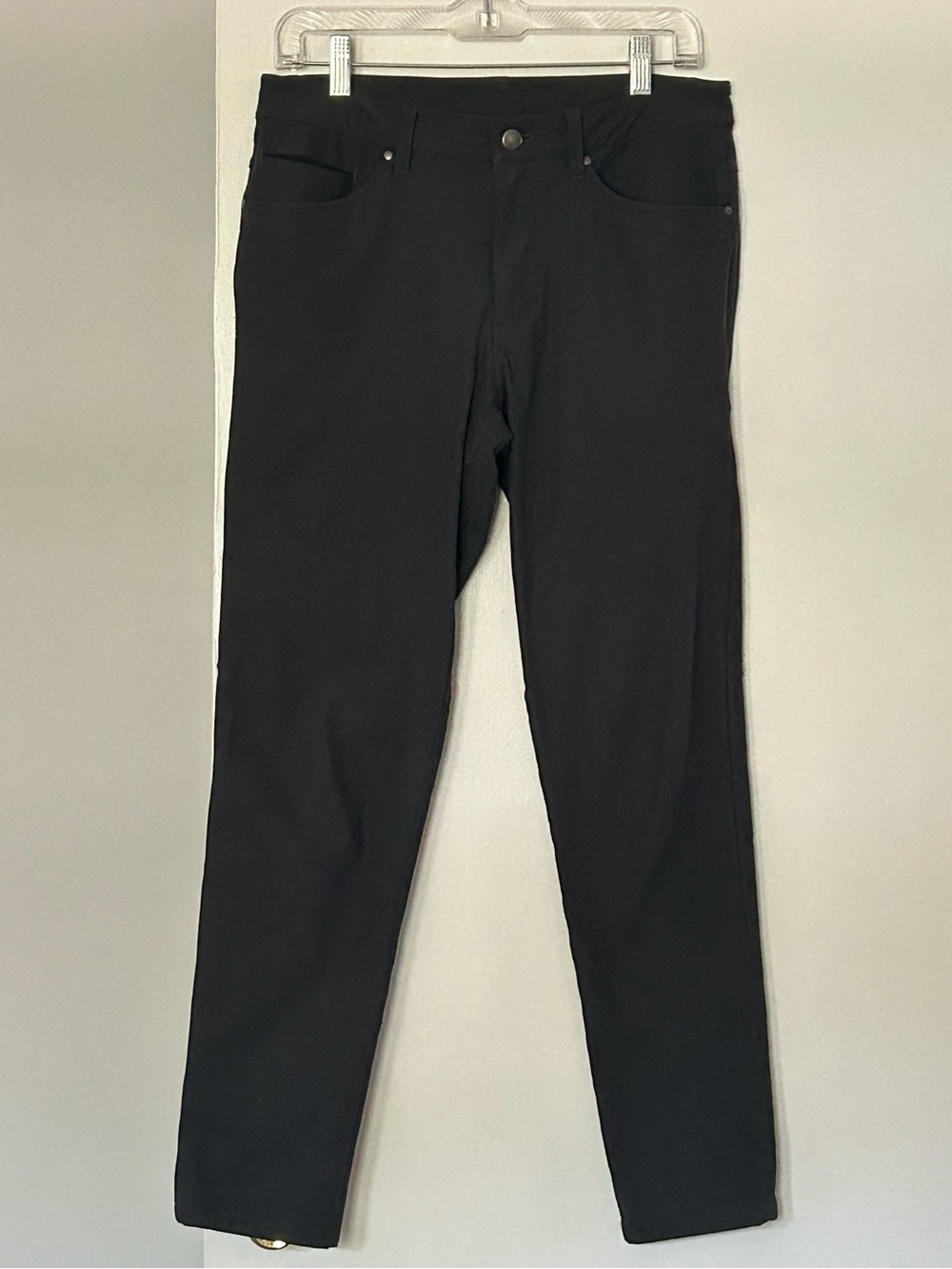 Lululemon ABC trouser in obsidian with signs of wear